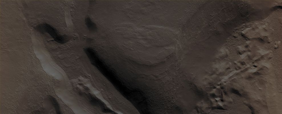 Features of Nilosyritis Planum (Absolute Natural Colors; credits for the additional process. and color.: Dr Paolo C. Fienga - Lunexit Team)
Mars Local Time: 14:26 (early afternoon)
Coord. (centered): 33,0° North Lat. and 71,6° East Long.
Spacecraft altitude: 297,1 Km (such as about 185,7 miles) 
Original image scale range: 29,7 cm/pixel (with 1 x 1 binning) so objects ~ 89 cm across are resolved
Map projected scale: 25 cm/pixel
Map projection: EQUIRECTANGULAR
Emission Angle: 14,0° 
Phase Angle: 30,2°
Solar Incidence Angle: 43° (meaning that the Sun is about 47° above the Local Horizon)
Solar Longitude: 17,0° (Northern Spring)
Credits: NASA/JPL/University of Arizona
Additional process. and coloring: Lunar Explorer Italia
Parole chiave: Mars from orbit - Nilosyrtis Region