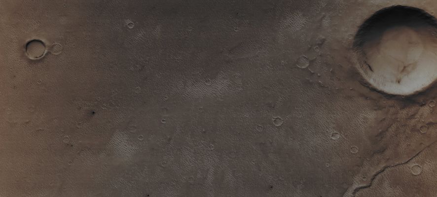 Unnamed Craters in Cerberus Fossae (Absolute Natural Colors; credits for the additional process. and color.: Dr Paolo C. Fienga - Lunexit Team) 
Mars Local Time: 14:35 (early afternoon)
Coord. (centered): 12,7° North Lat. and 154,9° East Long.
Spacecraft altitude: 306,8 Km (such as about 191,8 miles) 
Original image scale range: 30,7 cm/pixel (with 1 x 1 binning) so objects ~ 92 cm across are resolved
Map projected scale: 25 cm/pixel
Map projection: EQUIRECTANGULAR
Emission Angle: 25,6° 
Phase Angle: 13,0°
Solar Incidence Angle: 38° (meaning that the Sun is about 52° above the Local Horizon)
Solar Longitude: 19,3° (Northern Spring)
Credits: NASA/JPL/University of Arizona
Additional process. and coloring: Lunar Explorer Italia
Parole chiave: Mars from orbit - Craters - Unnamed Craters in Cerberus Fossae