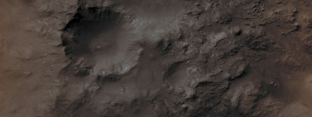 Unnamed Southern Crater (Absolute Natural Colors; credits for the additional process. and color.: Dr Paolo C. Fienga - Lunexit Team)
Mars Local Time: 14:25 (early afternoon)
Coord. (centered): 20,5° South Lat. and 306,4° East Long.
Spacecraft altitude: 285,7 Km (such as about 178,5 miles) 
Original image scale range: 57,2 cm/pixel (with 2 x 2 binning) so objects ~ 1 mt and 71 cm across are resolved
Map projected scale: 50 cm/pixel
Map projection: EQUIRECTANGULAR
Emission Angle: 26,5° 
Phase Angle: 67,9°
Solar Incidence Angle: 46° (meaning that the Sun is about 44° above the Local Horizon)
Solar Longitude: 20,6° (Northern Spring)
Credits: NASA/JPL/University of Arizona
Additional process. and coloring: Lunar Explorer Italia
Parole chiave: Mars from orbit - Craters - Unnamed Southern Crater