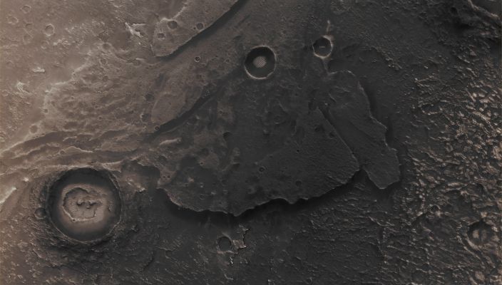 Fluvial "Fan" On an Unnamed Crater Floor (CTX Frame - Absolute Natural Colors; credits for the additional process. and color.: Dr Paolo C. Fienga - Lunexit Team)
Mars Local Time: 14:34 (early afternoon)
Coord. (centered): 35,2° North Lat. and 304,5° East Long.
Spacecraft altitude: 296,1 Km (such as about 185,1 miles) 
Original image scale range: 29,6 cm/pixel (with 1 x 1 binning) so objects ~ 89 cm across are resolved
Map projected scale: 25 cm/pixel
Map projection: EQUIRECTANGULAR
Emission Angle: 8,9° 
Sun - Mars - MRO (or "Phase") Angle: 33,2°
Solar Incidence Angle: 41° (meaning that the Sun is about 49° above the Local Horizon)
Solar Longitude: 31,0° (Northern Spring)
Credits: NASA/JPL/University of Arizona
Additional process. and coloring: Lunar Explorer Italia
Parole chiave: Mars from orbit - Fluvial Fan