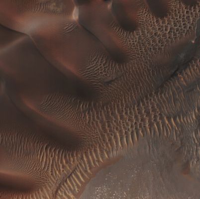 Large Dunefield in Noachis Terra (EDM - Absolute Natural Colors; credits for the additional process. and color.: Dr Paolo C. Fienga - Lunexit Team)
Mars Local Time: 14:52 (early afternoon)
Coord. (centered): 42,4° South Lat. and 42,0° East Long.
Spacecraft altitude: 252,2 Km (such as about 157,6 miles) 
Original image scale range: 25,2 cm/pixel (with 1 x 1 binning) so objects ~ 76,0 cm across are resolved
Map projected scale: 25 cm/pixel
Map projection: EQUIRECTANGULAR
Emission Angle: 0,4° 
Sun - Mars - MRO (or "Phase") Angle: 69,9°
Solar Incidence Angle: 69° (meaning that the Sun is about 21° above the Local Horizon)
Solar Longitude: 36,5° (Northern Spring)
Credits: NASA/JPL/University of Arizona
Additional process. and coloring: Lunar Explorer Italia
Parole chiave: Mars from orbit - Dunefield - Noachis Terra Region