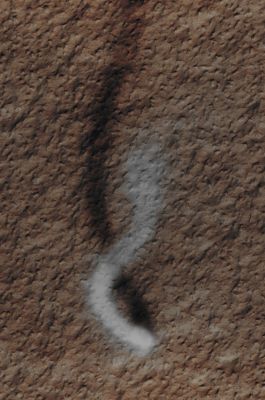 Serpentine Dust Devil in Amazonis Planitia (EDM - Absolute Natural Colors; credits for the additional process. and color.: Dr Paolo C. Fienga - Lunexit Team)
nessun commento
Parole chiave: Mars from orbit - Dust Devil - Amazonis Planitia