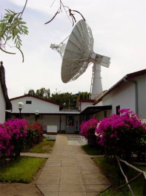 Space-Traffic Control
Una delle "Parabole" - usate (anche) per il tracking dei satelliti -, presente nella nostra Base Keniota di Malindi.
Parole chiave: History