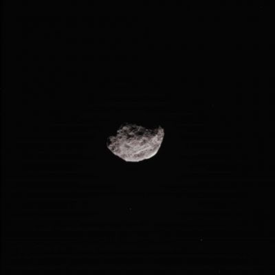 Tumbling Hyperion (1 - natural colors, elab. Lunexit)
Caption NASA:"N00078277.jpg was taken on February 16, 2007 and received on Earth February 17, 2007. The camera was pointing toward Hyperion that, at the time, was approximately 214.446 Km away.
The image was taken using the P60 and GRN filters". 
Parole chiave: Saturn's Moons - Hyperion