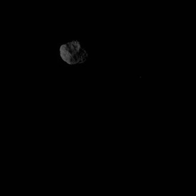 Tumbling Hyperion, again!
Caption NASA:"N00086894.jpg was taken on July 23, 2007 and received on Earth July 23, 2007. The camera was pointing toward HYPERION that, at the time, was approximately 330.862 Km away.
The image was taken using the CL1 and IR3 filters and it has not been validated or calibrated".
Parole chiave: Saturn's Moons - Hyperion
