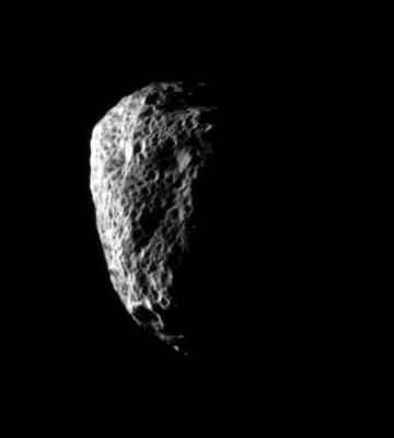 Hyperion: the "Floating Column"
Caption NASA:"Saturn's irregularly shaped moon Hyperion is completely covered with large pits from which much of its material has been blasted by impacts, never to return. The moon's surface gravity is so low that crater-ejected material often escapes Hyperion entirely. 
Hyperion is 280 Km (about 174 miles) across on average. 

The image was taken in visible light with the Cassini spacecraft narrow-angle camera on Oct. 21, 2007. The view was obtained at a distance of approx. 151.000 Km (such as about 94.000 miles) from Hyperion and at a Sun-Hyperion-Spacecraft, or phase, angle of 111°. 
Image scale is 906 meters (0,6 mile) per pixel".
Parole chiave: Saturn's Moons - Hyperion