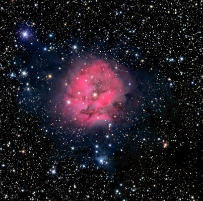 IC 5146 - The "Cocoon Nebula"
"...See, the former things have come to pass,
And new things I now declare;
Before they spring forth,
I shall tell you of them..."

- Isaiah; 42:9
Parole chiave: From Earth Pictures - Professional Pictures