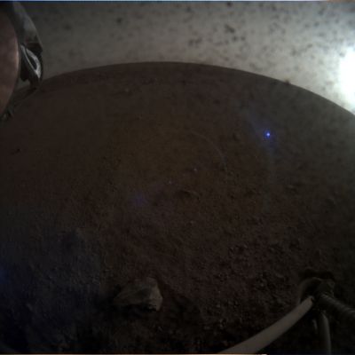 Panorama with unusually-looking "Blue Reflection" - Sol 18
Si veda il commento svolto per il Sol 8.
Parole chiave: Mars Panorama - Controversial