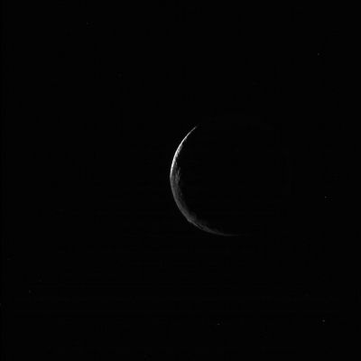 Approaching Japetus (1)
Caption NASA:"N00091581.jpg was taken on September 07, 2007 and received on Earth September 07, 2007. The camera was pointing toward IAPETUS that, at the time, was approx. 693,523 Km away, and the image was taken using the CL1 and IR1 filters. This image has not been validated or calibrated".
Parole chiave: Saturn's Moons - Japetus