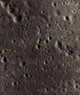 Original Lunar Orbiter - Frame LO1-1098 (ctx frame - the "Full" Area in Natural Colors; credits: Lunar Explorer Italia)
nessun commento
Parole chiave: The Moon from Orbit - Unusual Surface Feature
