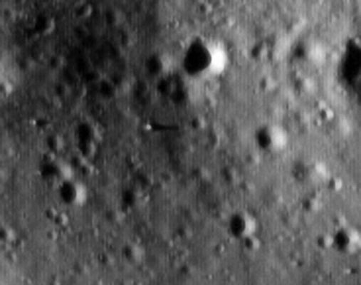 Descartes Highlands: the Apollo 16 Landing Site (edm)
nessun commento
Parole chiave: The Moon from orbit - Descartes Highlands