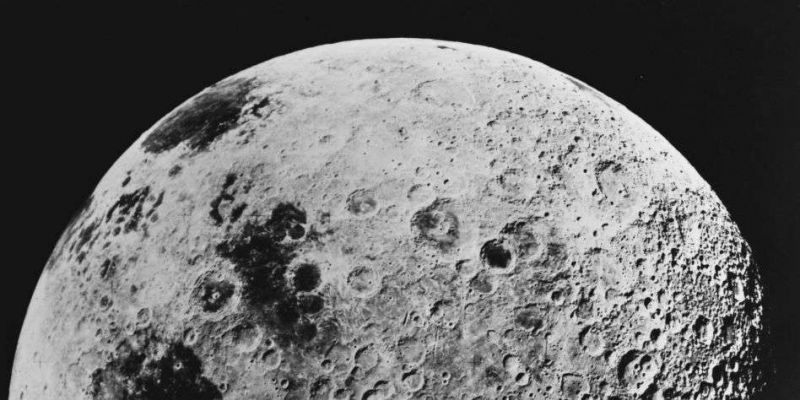 Lunar Far Side
Under the Surface fine-grained Regolith, superpositions among these Crater Materials and mare Basalt Units establish shallow Regolith Stratigraphic sequences. The low-frequency data (CH-1, 60 MHz) show a deep Stratigraphic Structure to the depth of approx. 360 mt that indicates the previous Geological evolution history of the Von Kármán Crater. 
The LPR results (will) provide an important scientific basis for understanding the Geological History of the Far Side of the Moon.
Parole chiave: Moon - Far Side