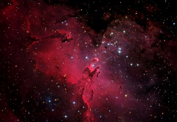 M 16 - The "Eagle Nebula"
"...O insensata cura dei mortali,
Quanto son difettivi sillogismi
Quei che ti fanno in basso batter l'ali!..."

Dante - Paradiso, 11, 1-3
Parole chiave: From Earth Images - Amatorial Images