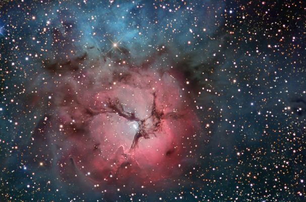 M 20 - The "Trifid Nebula"
"...I read your letter; who wrote it for you?..."

"...And who read it for you?!?..."

Mark "Airball" Acey & Jim "Cheeseball" Kraft - "Garfield's Insults, Put-downs & Slams"
Parole chiave: From Earth Images - Professional Images