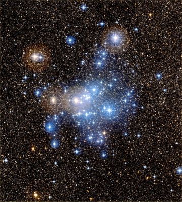 M 25 - Open Star Cluster
"...Facile est ubi omnia quadrata currunt..."

(Petronio)

"...Tutto è facile quando ogni cosa gira perfettamente..." (trad. libera)
Parole chiave: From Earth Pictures - Professional Pictures