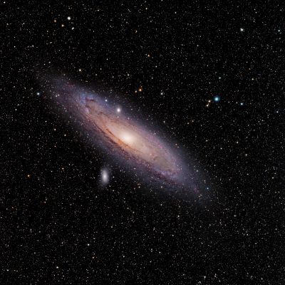 M 31 - The "Andromeda Galaxy"
"...The meteor seems to be hovering over a small town in Eastern Wisconsin..."

Dalla Serie TV "X-Files"
Parole chiave: From Earth Pictures - Professional Pictures