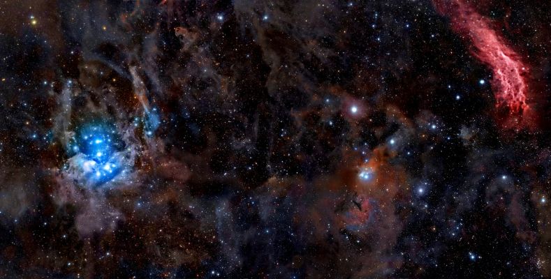 M 45 - The "Pleiades" and the "California Nebula"
"...Qui potest capere, capiat..."

S. Matteo

"...Comprenda chi può comprendere..."
Parole chiave: From Earth Pictures - Professional Pictures