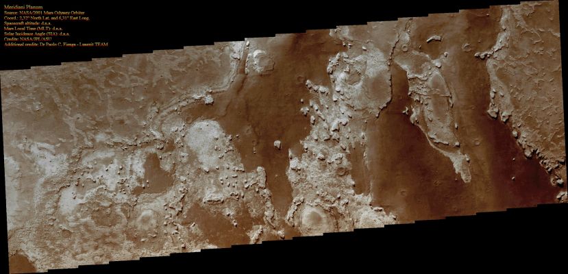 Meridiani Planum (Saturated Natural Colors; credits for the additonal process. and color.: Dr Paolo C. Fienga - Lunexit Team)
Caption NASA:"Parts of Meridiani Planum have a Surface that appears to be composed of different layers of material. In this VIS image the contrast of bright and dark materials indicates the different layers".
Parole chiave: Mars from orbit - Meridiani Planum