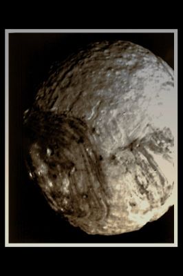 Miranda (possible natural colors; credits: Lunexit)
nessun commento
Parole chiave: Uranus' Moons - Miranda