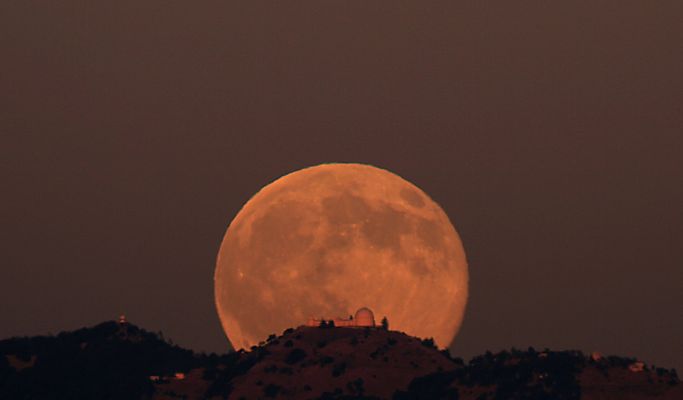 Moonrise over Lick Observatory
nessun commento
Parole chiave: Artistic Pictures