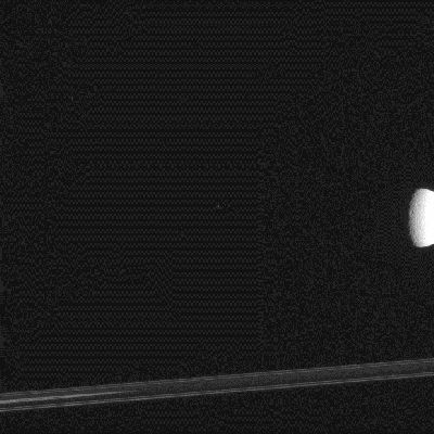 UFO or just a small Saturnian Moon? (a GIF-Movie by Elisabetta Bonora - Lunexit Team)
Il filmato GIF realizzato dalla nostra bravissima Senior Partner, Elisabetta Bonora (a.k.a. "2di7"), potrebbe contenere un'ennesima - e veramente straordinaria - "prova" dell'esistenza, nello Spazio di Saturno, di un certo "traffico"...

Tuttavia - va detto - potrebbe anche trattarsi della semplice conseguenza di un vizio (l'ennesimo, anche in questo caso) di ripresa il quale, per la sua propria e peculiare caratterizzazione, viene a palesarsi come estremamente affascinante e...ingannevole.

Che dire? A noi, in qualità di Divulgatori, fa piacere evidenziare due intrigantissimi dettagli: 

1) L'oggetto anomalo (l'OVNI, insomma) che, a nostro avviso (e sia detto con la massima umiltà possibile), NON E' un image-artifact, non solo non asseconda il (anzi: è perpendicolare rispetto al) Piano Orbitale della totalità delle Lune Saturniane conosciute, ma 
2) va anche a posizionarsi - addirittura! - fra CASSINI e la Luna Maggiore (Rhea o Tethys) che viene inquadrata nella ripresa. 

Se osservate il filmato con attenzione, infatti, noterete che l'OVNI (il "puntino di luce", se preferite...), quando "incrocia" la porzione di Rhea (o Tethys) che giace nella notte, risulta ancora del tutto visibile e ben definito.

Di che cosa si tratta, dunque? 

La nostra opinione? Questo è un Mistero. Uno vero... 
Parole chiave: GIF-Movies - Saturnian Space - Highly Controversial