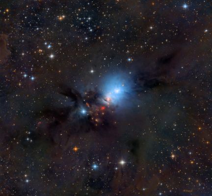 NGC 1333
...Ho sceso, dandoti il braccio, almeno un milione di scale
E, ora che non ci sei più, è il vuoto ad ogni gradino.
Anche così è stato breve, il nostro lungo viaggio.
Il mio dura tuttora, né più mi occorrono
Le coincidenze, le prenotazioni,
Le trappole, gli scorni di chi crede 
Che la Realtà sia quella che si vede.

Ho sceso milioni di scale, dandoti il braccio
Non già perché con quattr'occhi forse si vede di più.
Con Te le ho scese perché sapevo che di noi due
Le sole, vere pupille, sebbene tanto offuscate,
Erano le Tue...

Poesia n. 5; Xenia II; Satyra - E. Montale - 1967
Parole chiave: Galaxies - NGC 1333