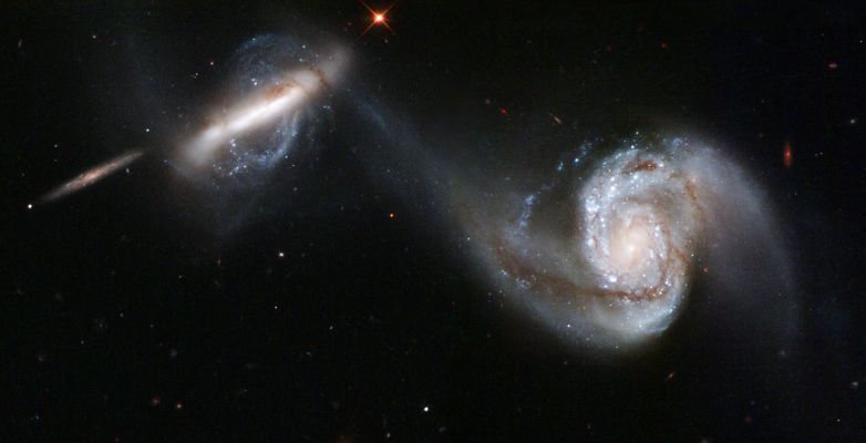 NGC 3808A and NGC 3808B (a.k.a. Arp 87)
"...Un passo alla volta, mi basta..." 

Mahatma Gandhi

Parole chiave: From Space Images - Hubble Space Telescope