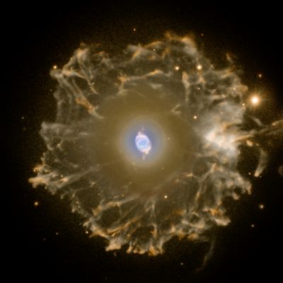 The "Cat's Eye Nebula"
"...Quando non si fa nulla, ci si crede responsabili di tutto..."

Jean Paul Sartre
Parole chiave: From Earth Pictures - Professional Pictures