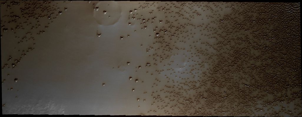 Barchan Dunes in the North Polar Erg (Absolute Natural Colors; credits for the additional process. and color.: Dr Paolo C. Fienga - Lunexit Team)
nessun commento
Parole chiave: Mars from orbit - Dunes - North Polar Erg