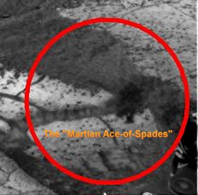 The "Martian Ace-of-Spades" (2) - extra-detail mgnf - Sol 1173
nessun commento
Parole chiave: Martian Surface - Very Unusual Surface Feature