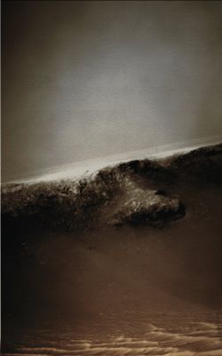 The "Inner Rim" of Victoria (detail) - Sol 1571 (MULTISPECTRUM; credits: Lunexit)
Un caso "classico" di pseudo-frame (o di "possible Fake" made by NASA). 
La Verità non la conosciamo, ma sulla base della nostra esperienza e sensibilità, immagini come queste APPAIONO ai nostri occhi come dei (piuttosto brutti) "digital fakes".
Inoltre, anche l'additional processing, su frames come questo, NON ATTACCA. Si risolve in nulla (come se l'immagine rigettasse il trattamento addizionale ed il MULTISPECTRUM Processing).

Strano.

E la cosa più strana è che, alla (eventuale e legittima) domanda "Perchè la NASA dovrebbe creare dei fakes come questo?" noi non abbiamo alcuna risposta...


Parole chiave: Victoria Crater - The Inner Rim