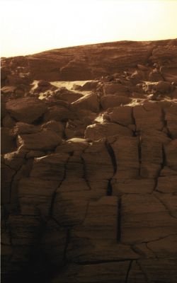 The Inner Rim of Victoria - Sol 1572 (MULTISPECTRUM; credits: Lunexit)
nessun commento
Parole chiave: Victoria Crater - The Inner Rim