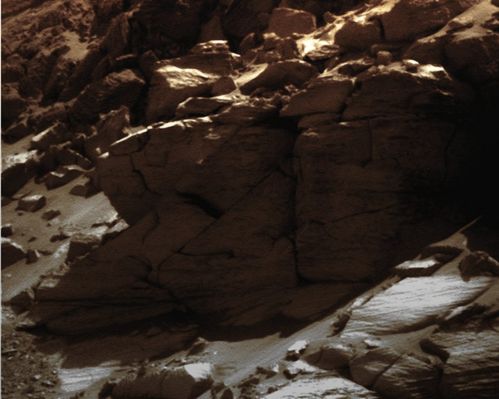 The Inner Rim of Victoria - Sol 1579 (MULTISPECTRUM; credits: Lunexit)
nessun commento
Parole chiave: Victoria Crater - The Inner Rim