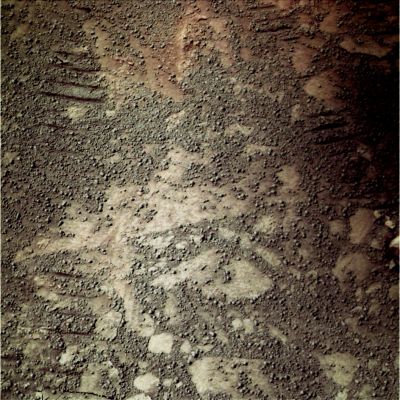 Victoria's Berries - Sol 1633 (possible True Colors; credits: Dr G. Barca - Lunexit Team)
nessun commento
Parole chiave: Victoria Crater - Outer Paving and Berries