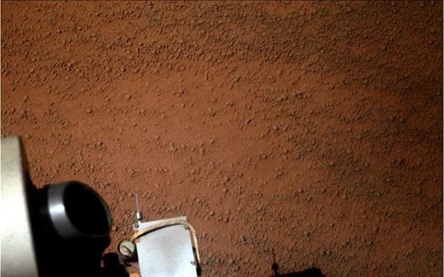 Victoria's Berries - Sol 1640 (True Colors; credits: Dr M. Faccin)
nessun commento
Parole chiave: Martian Surface - Berries - Victoria Crater