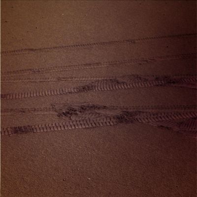 Signs of Time... - Sol 1657 (Absolute Natural Colors; credits for the additional process. and color.: Elisabetta Bonora - Lunexit Team)
nessun commento
Parole chiave: Martian Surface - Rover Tracks