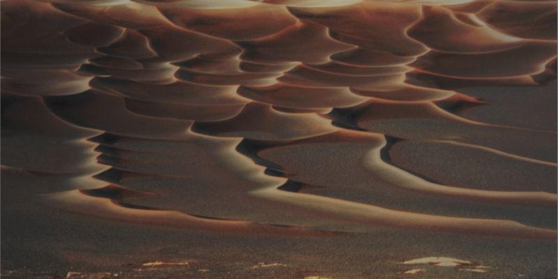 Sinuous Dunes inside Endurance Crater - Sol 187 (Absolute Natural Colors; credits for the additional process. and color.: Dr Paolo C. Fienga/Lunar Explorer Italia/Italian Planetary Foundation)
nessun commento
Parole chiave: Martian Surface - Dunes