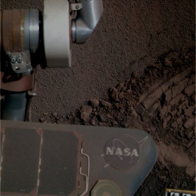 The "NASA Logo" and the Surface of Meridiani - Sol 1915 (Natural Colors credits: Dr G. Barca)
nessun commento
Parole chiave: Spacecraft - MER Opportunity - Solar Panel and Surface