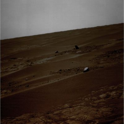 Approaching a small - and yet unusually-positioned and strange-looking - Boulder - Sol 2056 (Natural Colors; credits: Lunexit)
Déjà vu, maybe?!?...
Parole chiave: Martian Surface - Horizon, with Paving and small Boulders