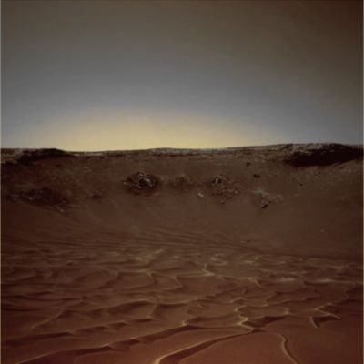 Nice, but...A Fake?!!? - Sol 209 (natural colors; credits: Lunexit)
Come scrivemmo in passato, esiste - a nostro parere - una FORTE possibilità che i NASA frames RAW i quali "rigettano" la colorizzazione di tipo Multispettrale, sìano dei frames (in qualche modo) già "taroccati" alla fonte.
Ed anche l'osservazione (accurata) del frame RAW in b/w lascia ampi spazi ai dubbi...

Insomma: a nostro avviso, questa "cartolina da Marte" (al pari di centinaia - o forse migliaia... - di altre immagini simili) è un (come minimo, un mezzo) falso.

Certo: e se Voi ci chiedeste il motivo (eventuale) del falso? Beh, la nostra risposta (onesta) è che non ne abbiamo idea. 

Ma questa immagine - guardatela BENE nella sua versione RAW (è il frame che precede)! - non è convincente. 

E' troppo "liscia", troppo "perfetta", troppo "calibrata" (soprattutto nella sua luminosità, alle soglie dell'impossibile)...E comunque, se la paragonate alle altre che la precedono ed a quelle che la seguono, non potrete non notare la differenza...
Parole chiave: Endurance Crater