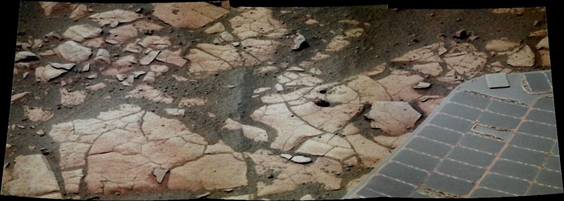 The Beautiful Martian Paving - Sol 2116 (Image Mosaic - possible True Colors; credits: Dr G. Barca - Lunexit Team)
nessun commento
Parole chiave: Spacecraft - MER Opportunity - Solar Panel and Surface