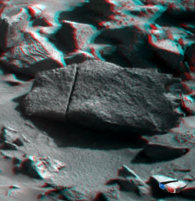 THIS COULD REALLY BE SOME KIND OF "ARTIFACT"! - Sol 2163 (High-Def-3D; credits: Dr M. Faccin - Lunexit Team)
Fantastico...ed assolutamente bizzarro. In una parola: inspiegabile (per ora...).
Parole chiave: Martian Surface - Extremely Controversial Surface Feature
