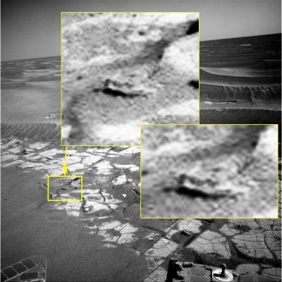 Extremely unusually-looking Surface Feature: the "(semi-buried) Rocky Frog" - Sol 2176 (CTX Frame and Insets - EDM n.1 and n.2 - credits for the research and add. process.: Ivana Tognoloni - Lunexit Team)
nessun commento
Parole chiave: Martian Surface - Extremely controversial Surface Feature - The "Frog"
