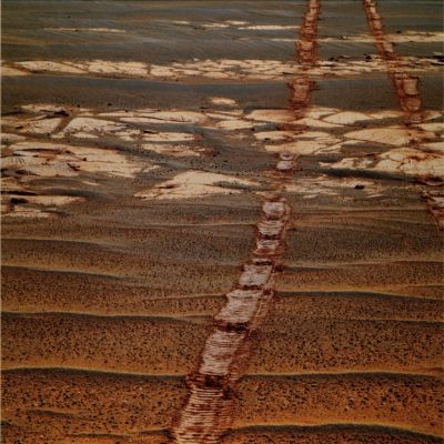 Cutting Lines... - Sol 2281 (Enhanced Natural Colors; credits for the additional process. and color.: Elisabetta Bonora - Lunexit Team)
nessun commento
Parole chiave: Martian Surface - Rover Tracks and Paving