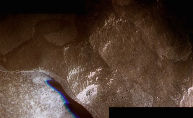 Deep inside Meridiani... - Sol 2371 (an Image-Mosaic in possible True Colors by Elisabetta Bonora - Lunexit Team)
nessun commento
Parole chiave: Microscopic Imager - Berries and Dust