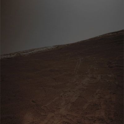 Nightfall on Endurance - Sol 242 (Natural Colors
nessun commento
Parole chiave: Martian Horizon - Meridiani Planum - Endurance Crater