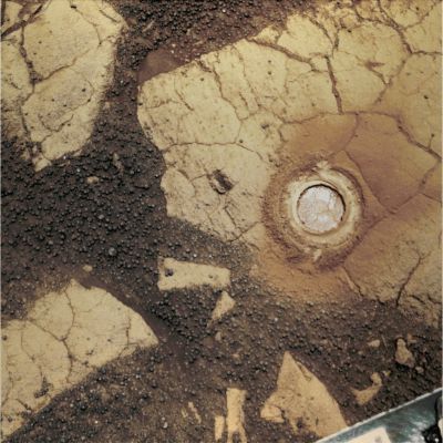 The "Human Mark" - Sol 405 (possible True Colors; credits for the additional process. and color.: Lyle.org and Dr Paolo C. Fienga - Lunexit Team)
nessun commento
Parole chiave: Martian Surface - Martian Paving with Mossbauer Mark
