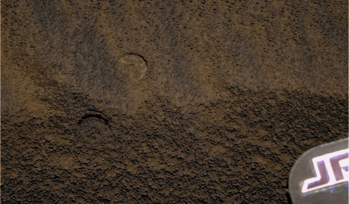 Marks on the Berries - Sol 421 (natural colors + MULTISPECTRUM; credits: Dr G. Barca & Lunexit)
nessun commento
Parole chiave: Martian Surface - Berries