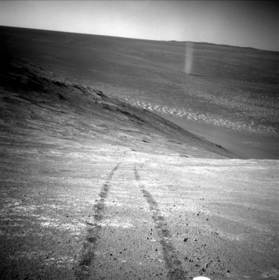 Tall Dust Devil (RAW Image - Credits: NASA/JPL)
nessun commento
Parole chiave: Martian Surface - Dust Devil
