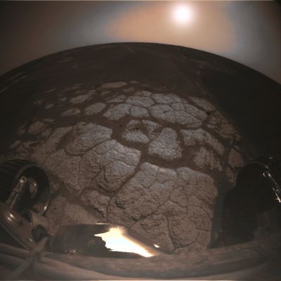 Through the mist... - Sol 543 (credits: Lunexit)
nessun commento
Parole chiave: Martian Horizon - Paving and Sun